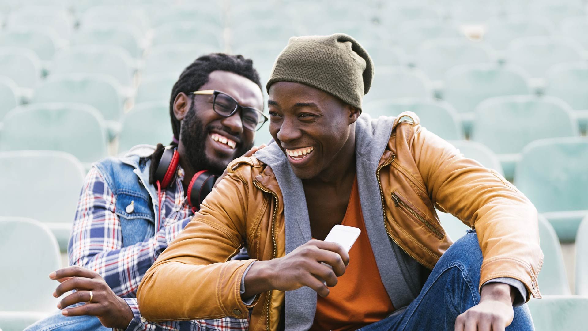 A Good Belly Laugh Can Help Your Brain… and Your Belly